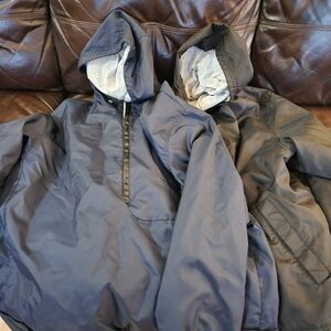 Nike pullover & jacket (2) total